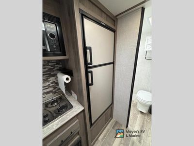 2022 Gulf Stream RV Friendship - Photo 13