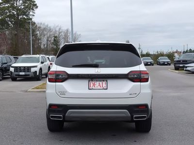 2023 Honda Pilot - Photo 4
