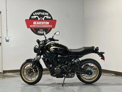 2026 Yamaha XSR700TB - Photo 9
