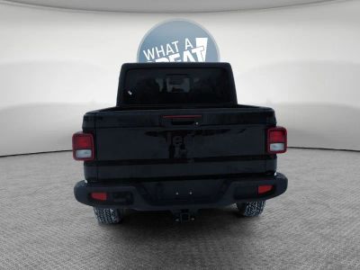 2026 Jeep Gladiator — detail view