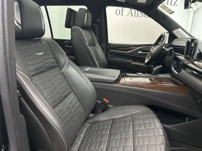 2021 Cadillac Escalade - Photo 33