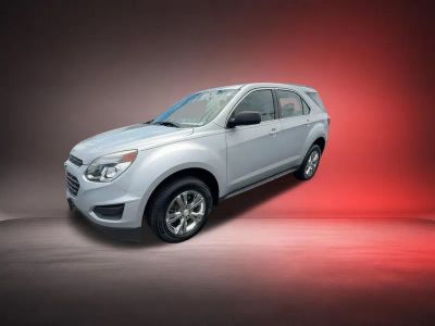 2016 Chevrolet Equinox — interior view