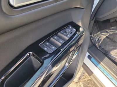 2026 Nissan Pathfinder — engine compartment view
