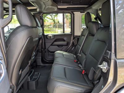 2026 Jeep Wrangler — photo 13 view