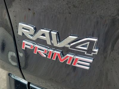 2025 Toyota RAV4 Plug-In Hybrid - Photo 6