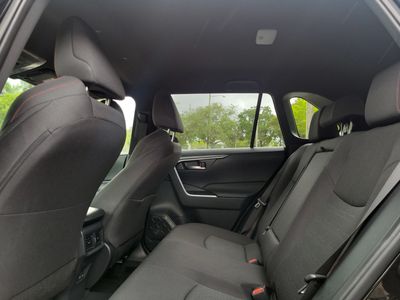 2025 Toyota RAV4 Plug-In Hybrid - Photo 12