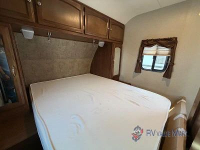 2017 Coachmen RV Freedom Express - Photo 27