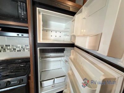 2017 Coachmen RV Freedom Express - Photo 19
