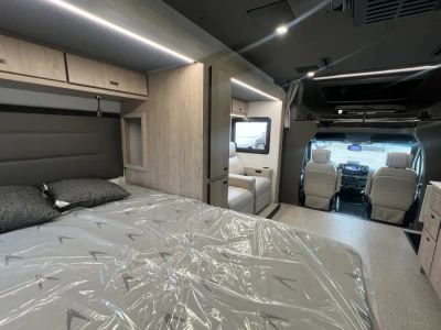2026 Grand Design LINEAGE SERIES M — photo 11 view