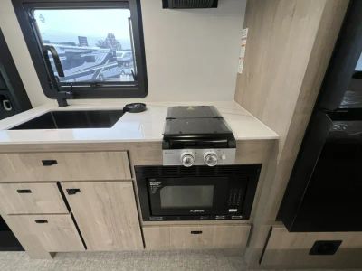 2026 Grand Design LINEAGE SERIES M — photo 9 view