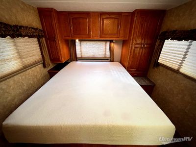 2009 Coachmen Freelander - Photo 19