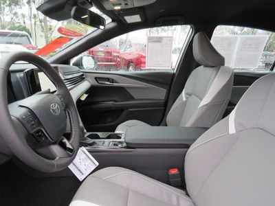 2026 Toyota CAMRY - Photo 15