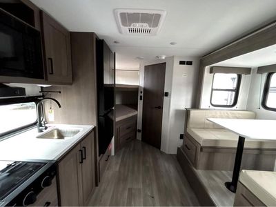2026 Grand Transcend ONE - Photo 9
