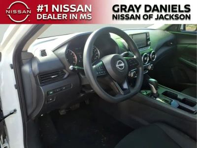 2024 Nissan Sentra — photo 9 view