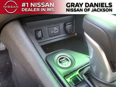 2024 Nissan Sentra — photo 18 view