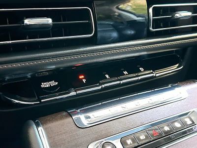 2025 Lincoln Aviator — photo 17 view