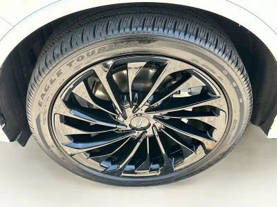 2025 Lincoln Aviator — photo 35 view