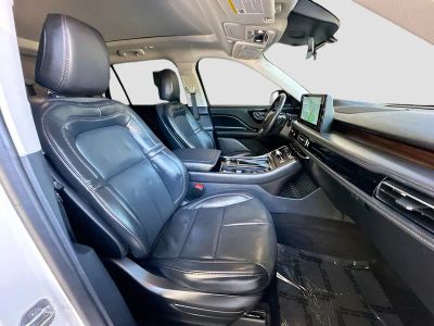 2025 Lincoln Aviator — photo 30 view