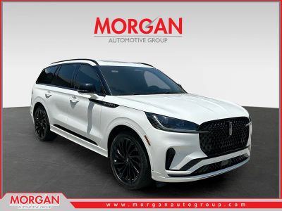 2025 Lincoln Aviator Reserve in White — front three-quarter view
