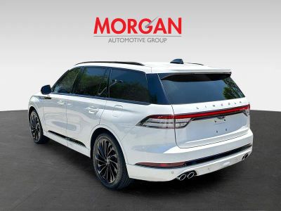 2025 Lincoln Aviator — detail view