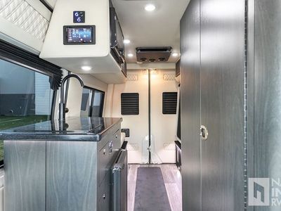 2026 Ogv Luxury Coach V-Tour - Photo 7