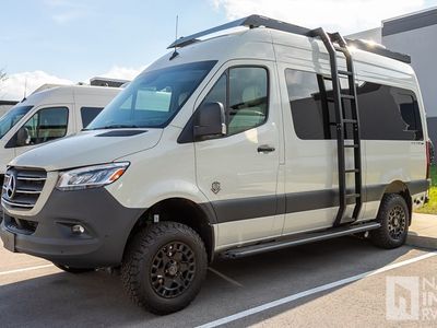 2026 Ogv Luxury Coach V-Tour - Photo 3