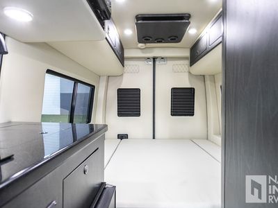 2026 Ogv Luxury Coach V-Tour - Photo 12