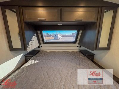 2025 Cougar Half-Ton 28BHS - Photo 24