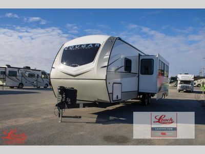 2025 Cougar Half-Ton 28BHS - Photo 5