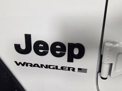 2024 Jeep Wrangler - Photo 9
