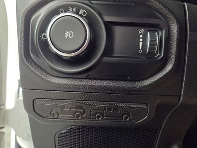 2024 Jeep Wrangler - Photo 18