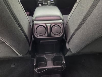 2024 Jeep Wrangler - Photo 24
