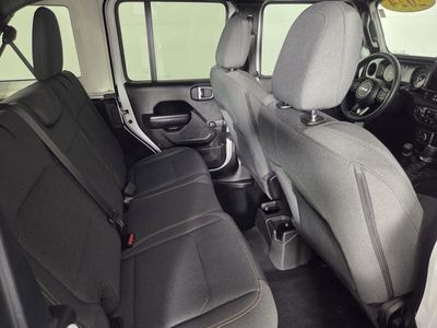 2024 Jeep Wrangler - Photo 28