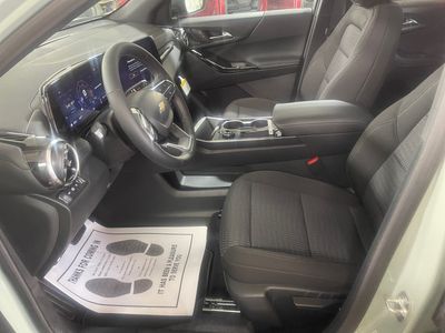 2026 Chevrolet Equinox — photo 9 view