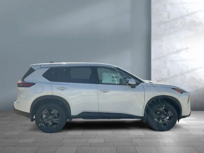 2026 Nissan Rogue — photo 7 view