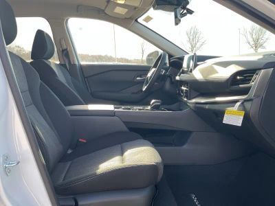 2026 Nissan Rogue — photo 15 view