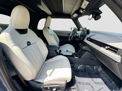 2025 MINI Convertible — photo 23 view
