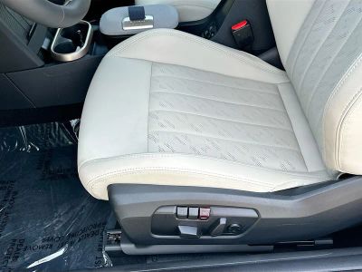 2025 MINI Convertible — photo 16 view