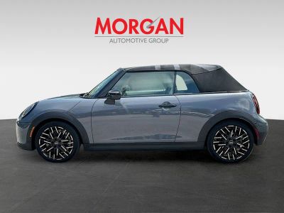 2025 MINI Convertible — interior view