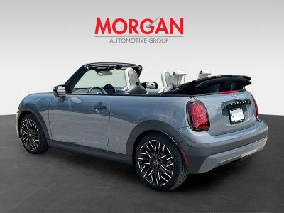 2025 MINI Convertible — detail view