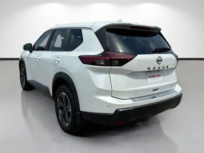 2025 Nissan Rogue — detail view