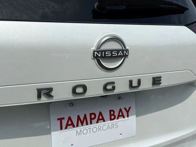 2025 Nissan Rogue — photo 11 view