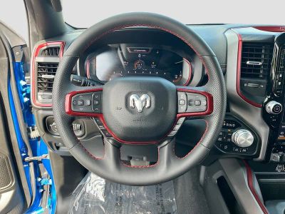 2025 Ram 1500 — photo 11 view
