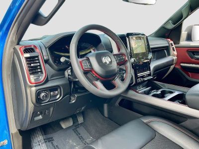 2025 Ram 1500 — photo 9 view