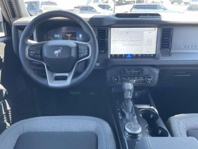 2026 Ford Bronco — photo 10 view
