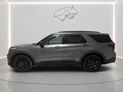 2024 Ford Explorer — side profile view