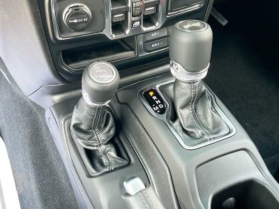 2026 Jeep Wrangler — photo 15 view