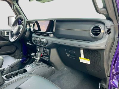 2026 Jeep Wrangler — photo 26 view