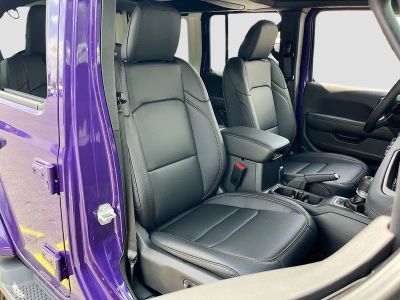 2026 Jeep Wrangler — photo 25 view