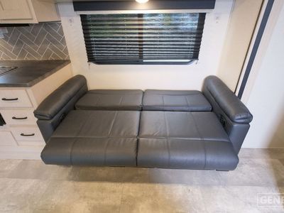 2023 Coachmen Apex Ultra Lite - Photo 13